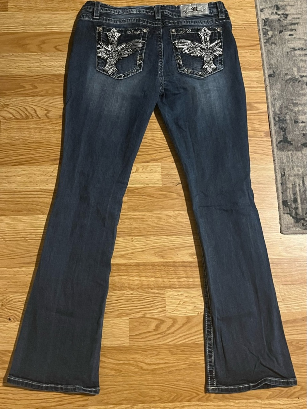 Miss Me Womens Bootcut Jeans Size 33 Blue Denim Rhinestone Cross Embellished